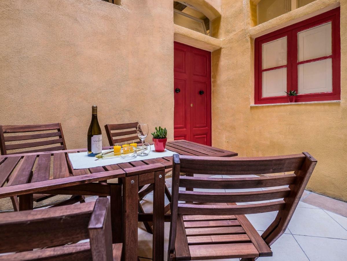 Valletta Main Street Apartment Exterior foto